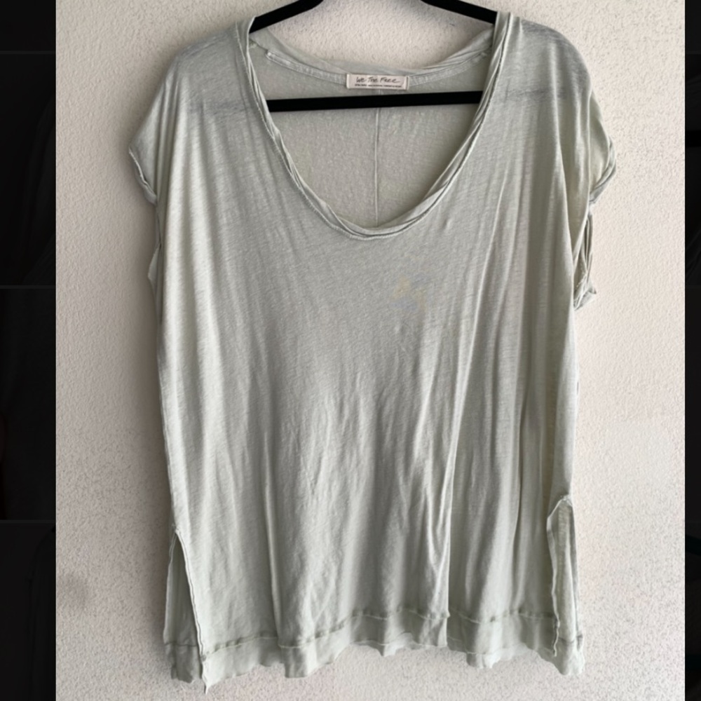 Free People light green scoop neck tee